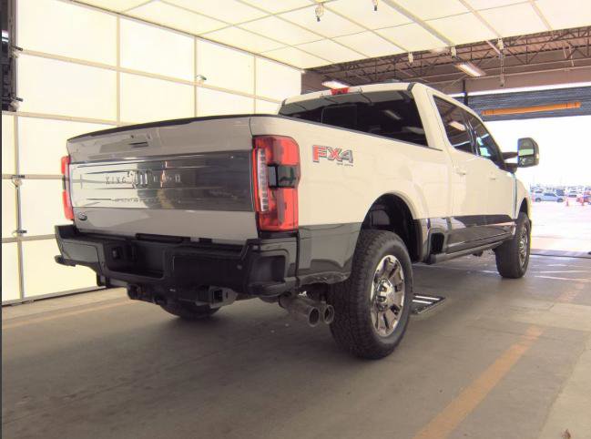 Used 2024 Ford F250 King Ranch w/ FX4 Off-Road Package image 2