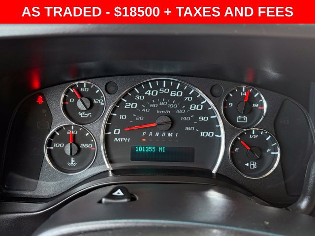 Used 2023 Chevrolet Express 2500 w/ Driver Convenience Package RWD image 19