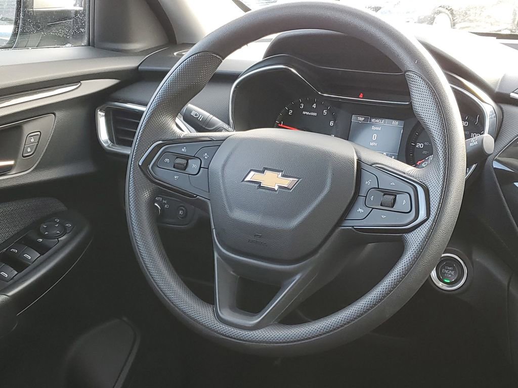 Certified 2023 Chevrolet TrailBlazer LT w/ Convenience Package image 30