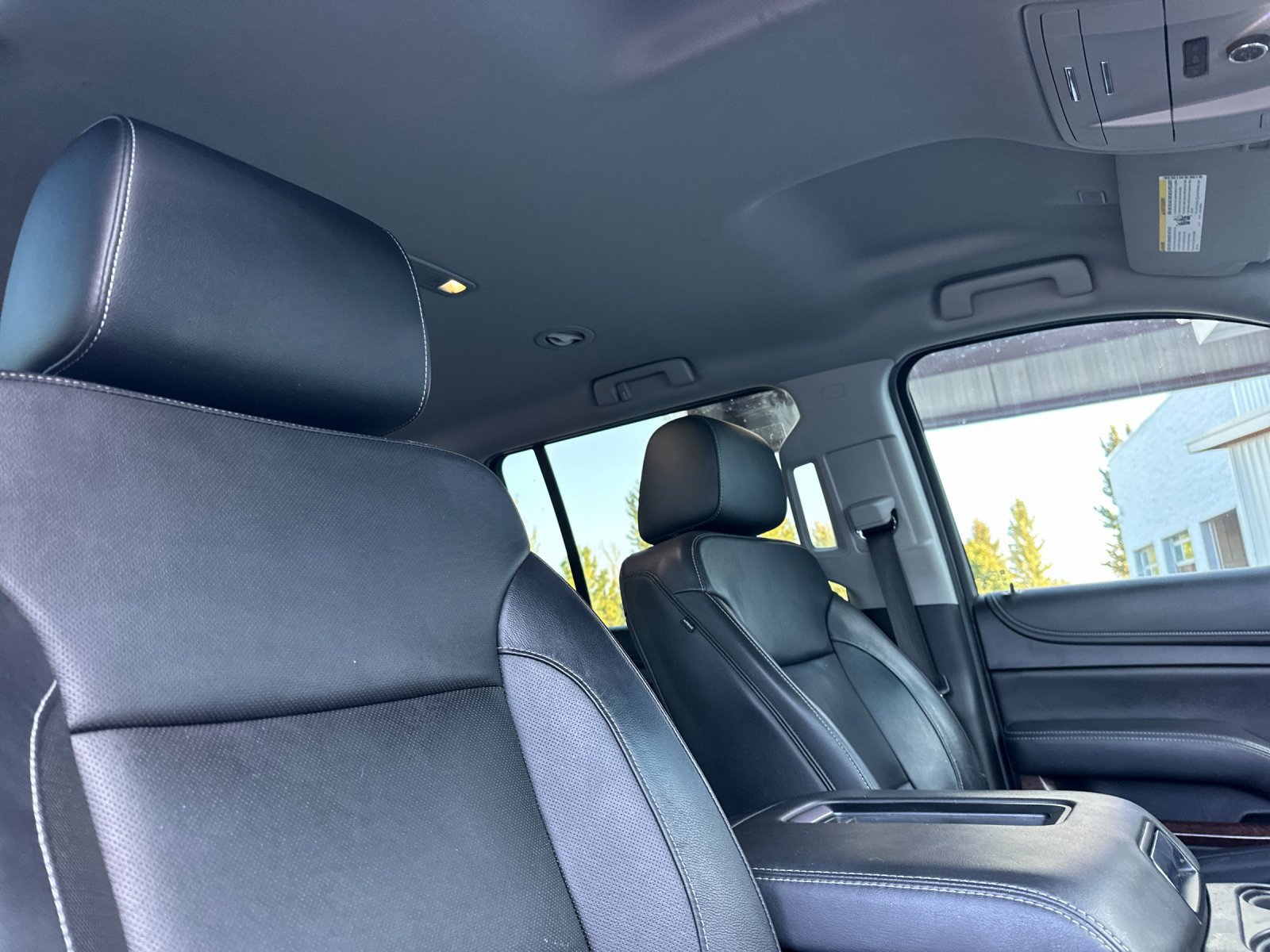 Used 2019 GMC Yukon XL SLT AWD/4WD image 18