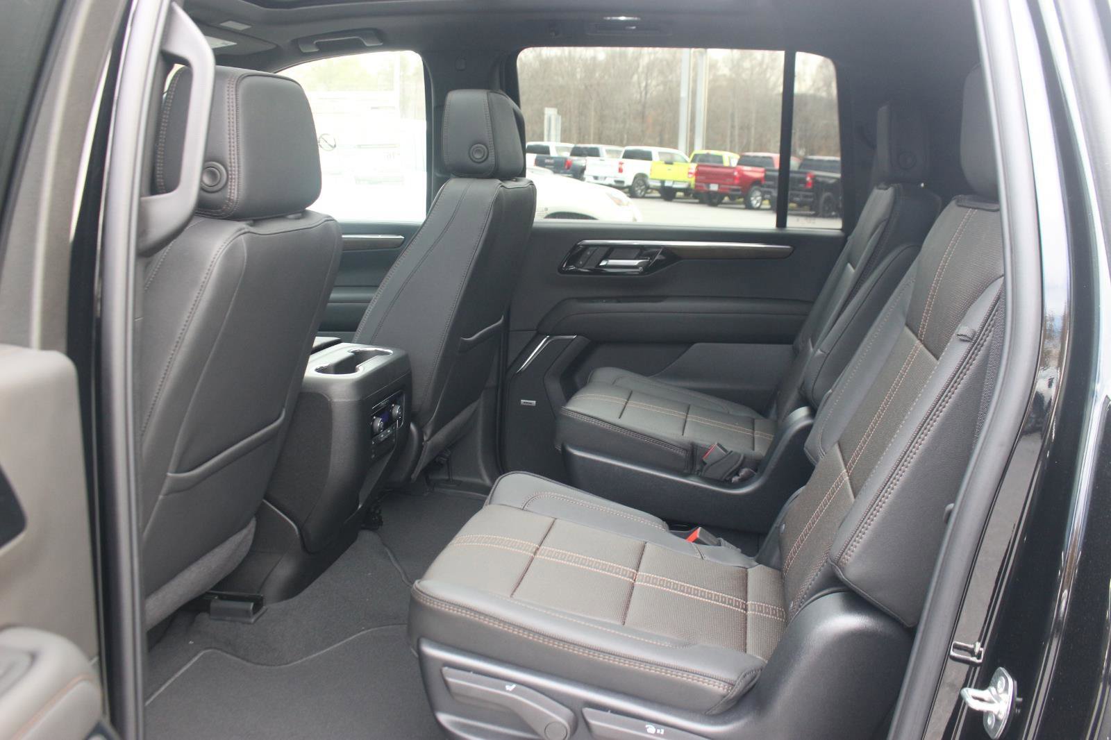 New 2026 Chevrolet Suburban High Country w/ Sun And Tow Package image 13