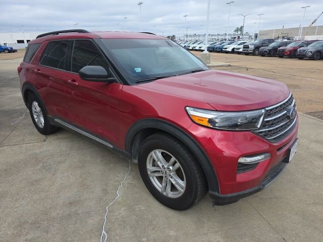 Used 2023 Ford Explorer XLT w/ Equipment Group 202A image 4