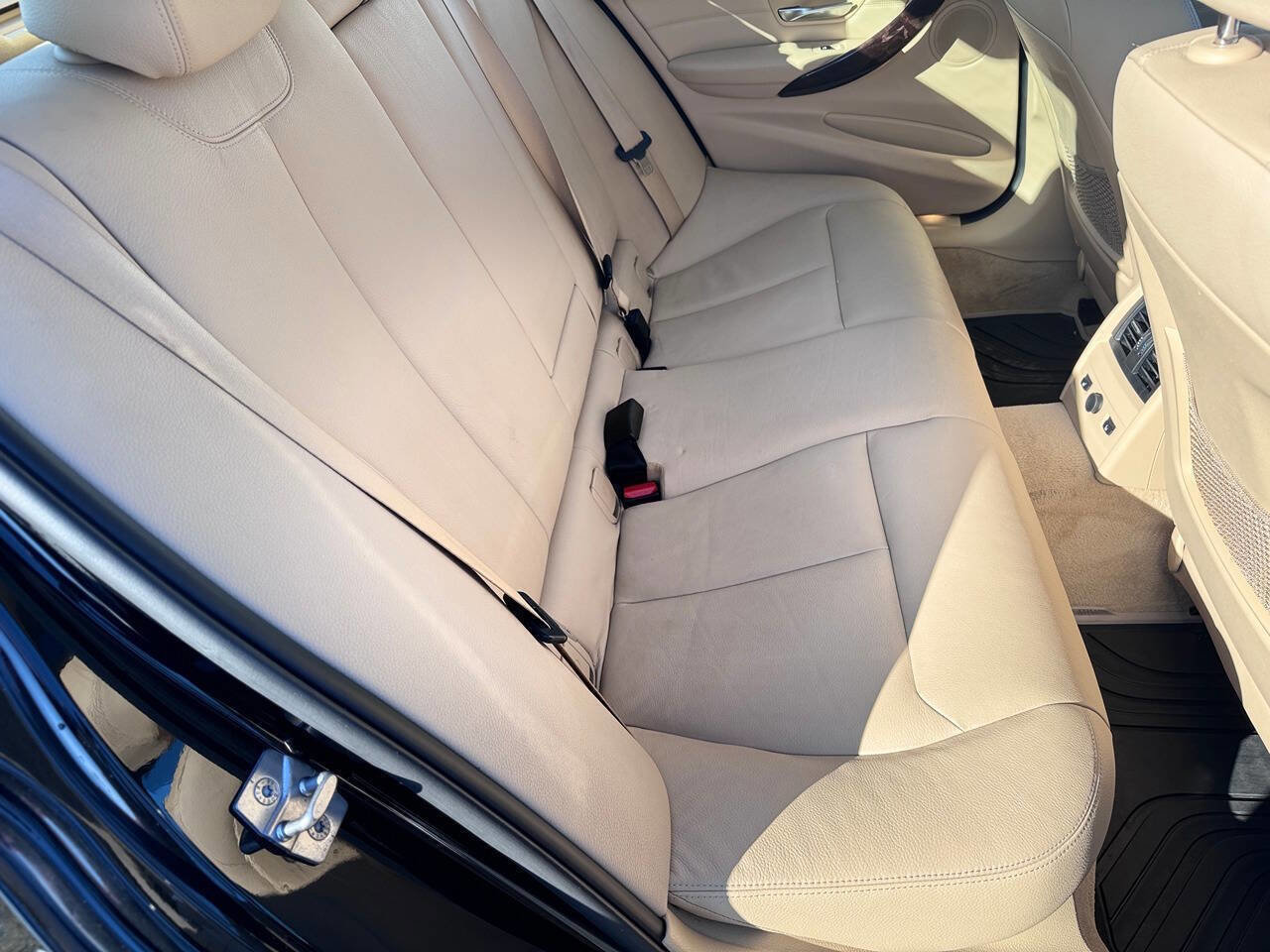 Used 2014 BMW 328d xDrive Sedan image 17