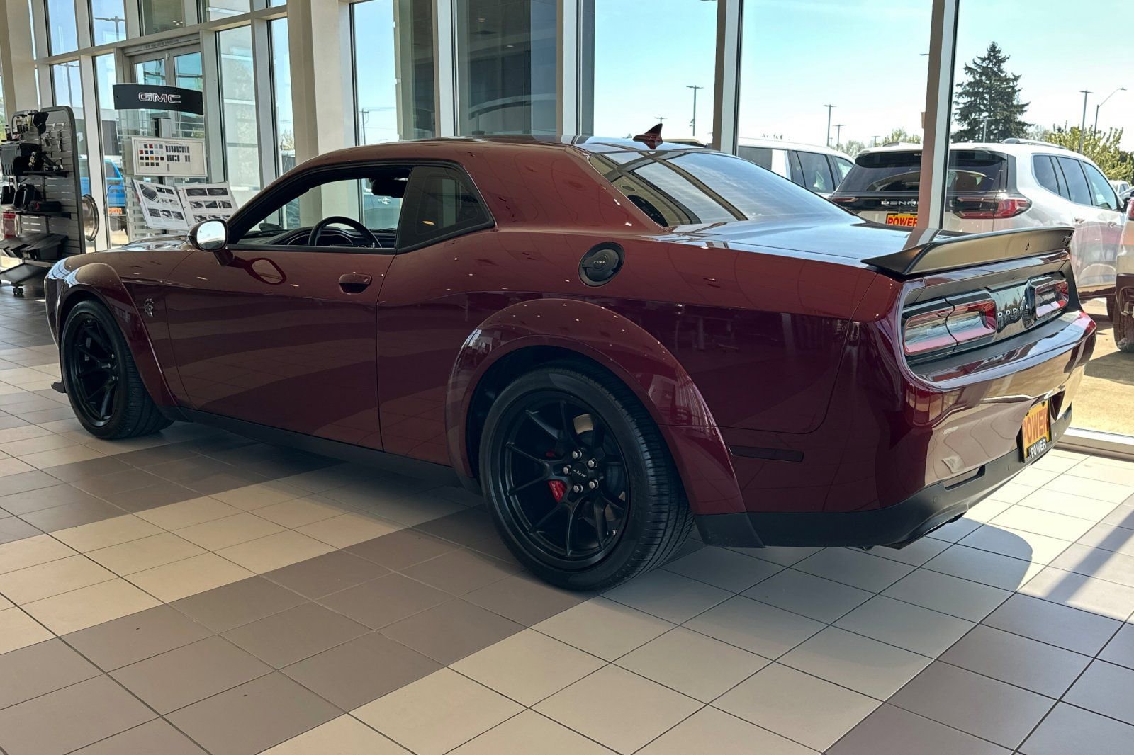 Used 2022 Dodge Challenger SRT Hellcat Redeye RWD image 6