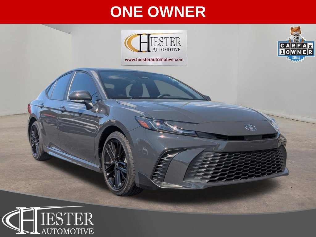Used 2025 Toyota Camry SE