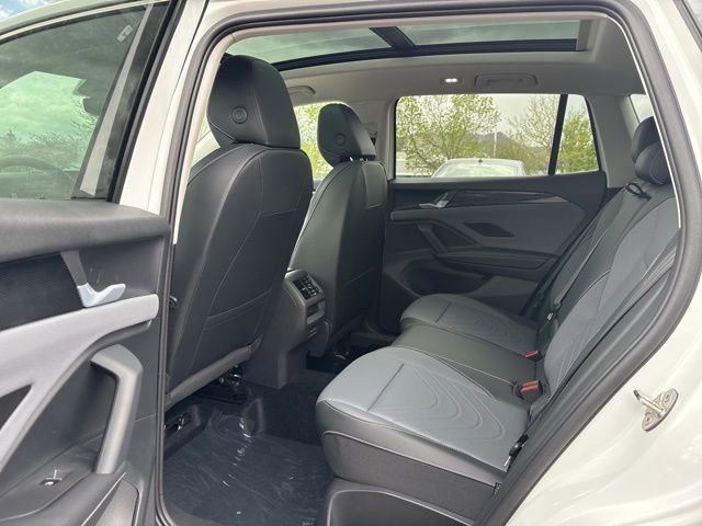 New 2026 Volkswagen Tiguan SE AWD/4WD image 8