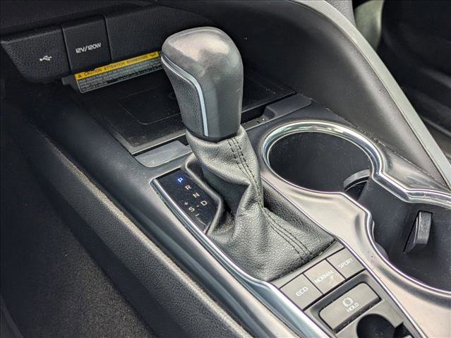 Used 2020 Toyota Camry XSE w/ Blackout Package FWD image 12