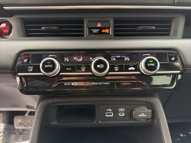 Used 2023 Honda Pilot Sport image 25