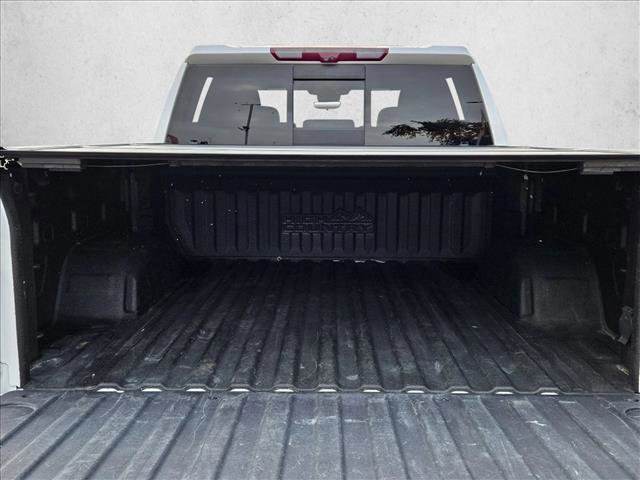 Used 2023 Chevrolet Silverado 1500 High Country w/ High Country Premium Package image 6