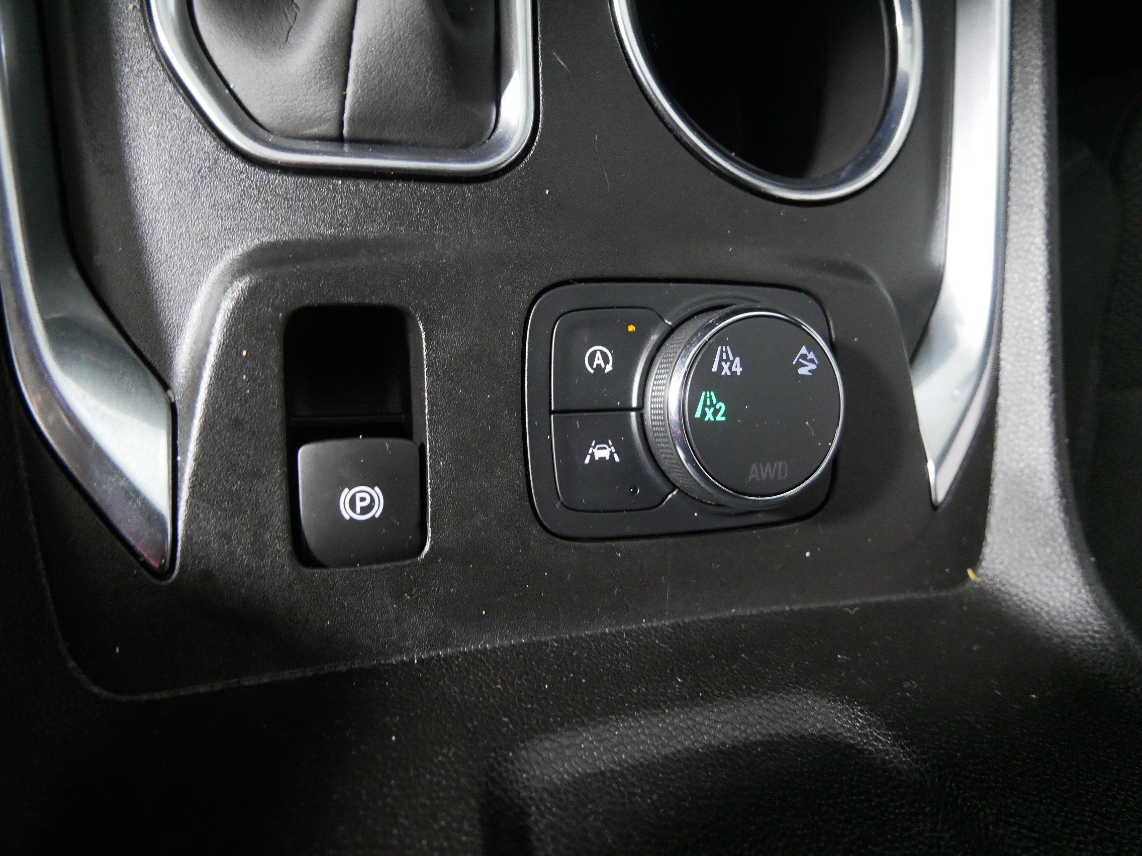 Used 2023 Chevrolet Traverse LT w/ LPO, Floor Liner Package AWD/4WD image 29