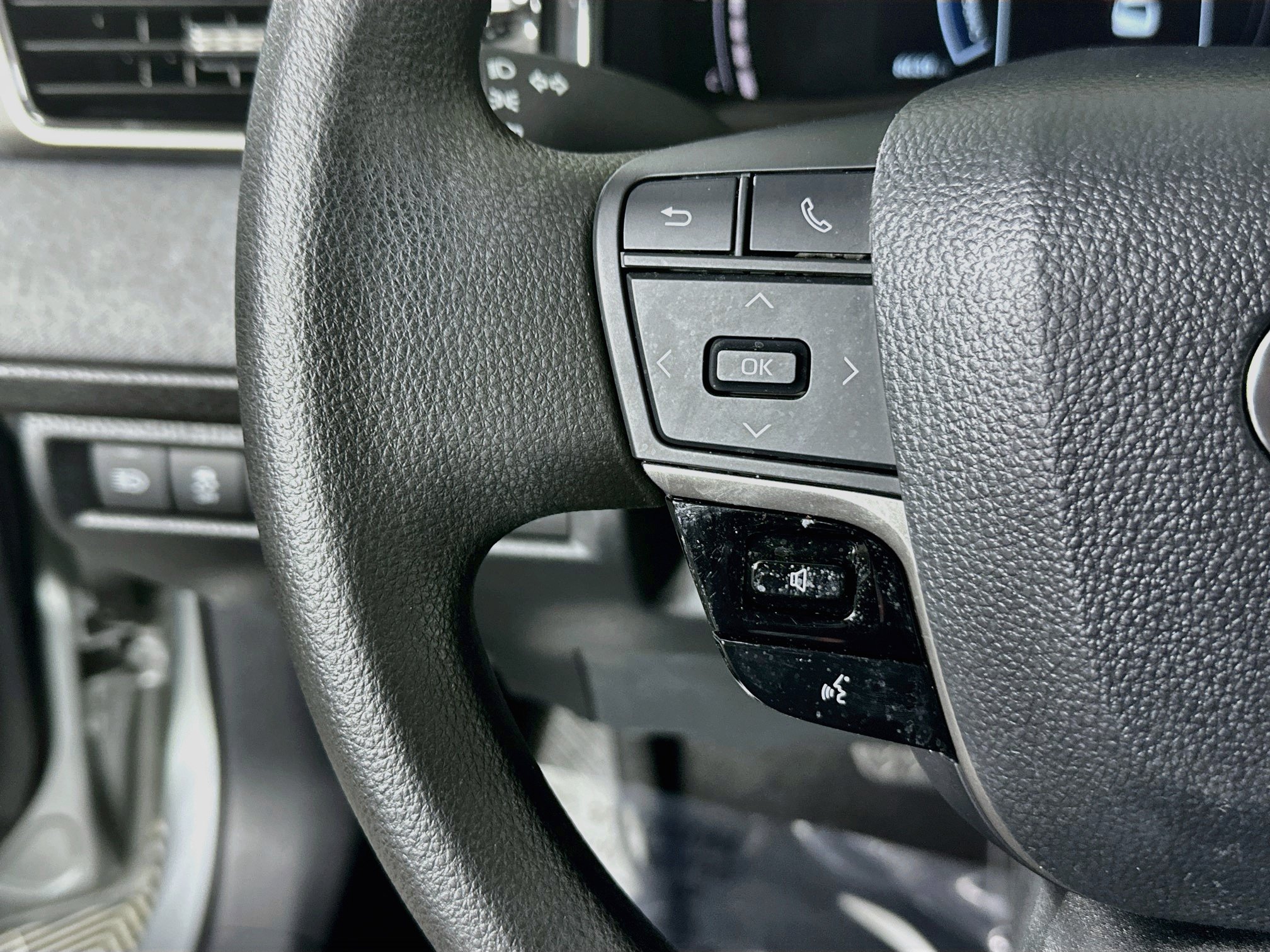 Certified 2025 Toyota Camry LE w/ Convenience Package FWD image 16