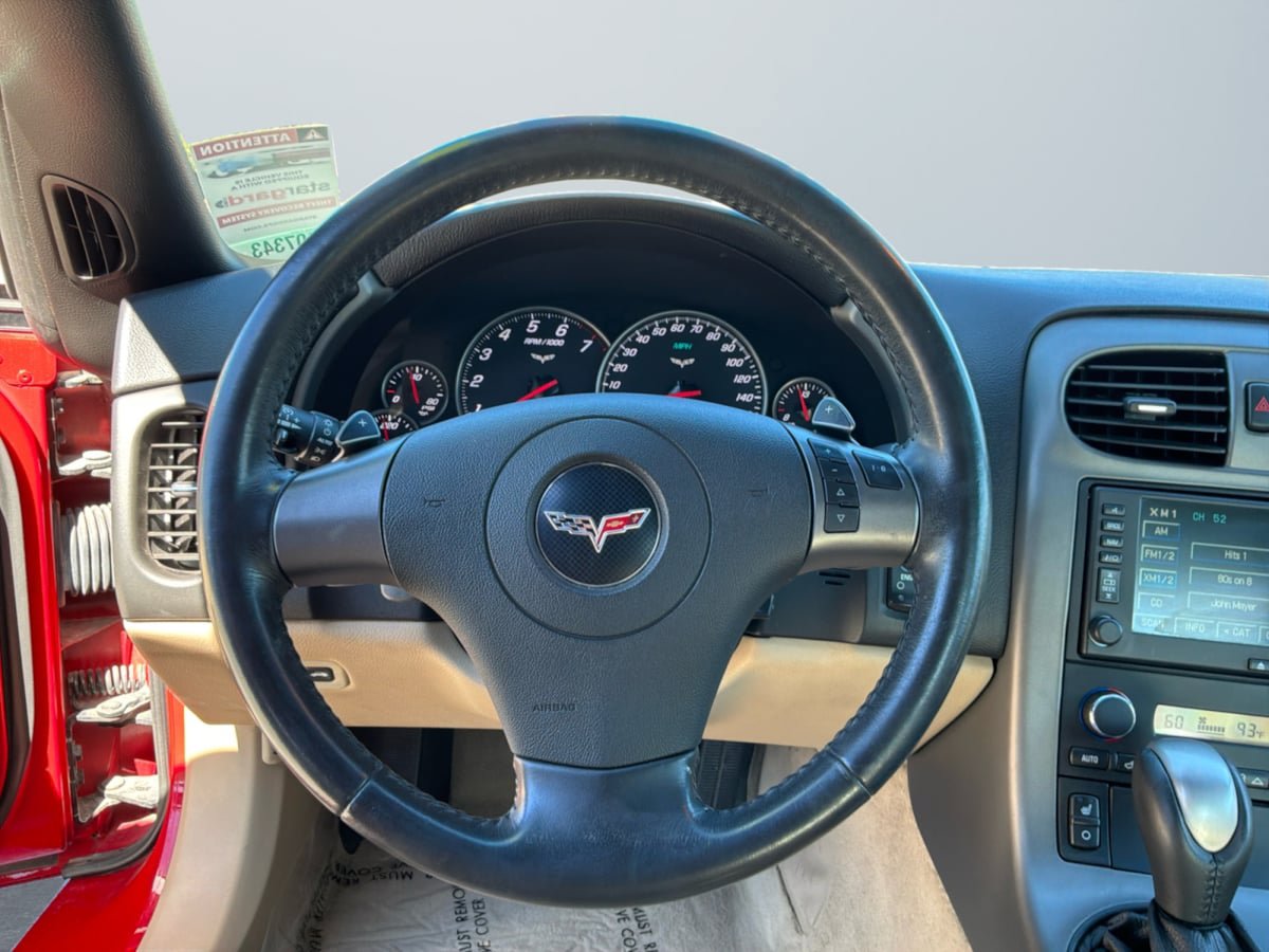 Used 2007 Chevrolet Corvette Coupe w/ Preferred Equipment Group RWD image 11
