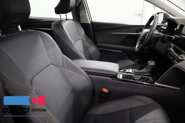Certified 2026 Toyota Camry Hybrid AWD/4WD image 27
