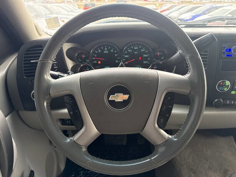 Used 2013 Chevrolet Silverado 2500 LT w/ Texas Edition AWD/4WD image 22