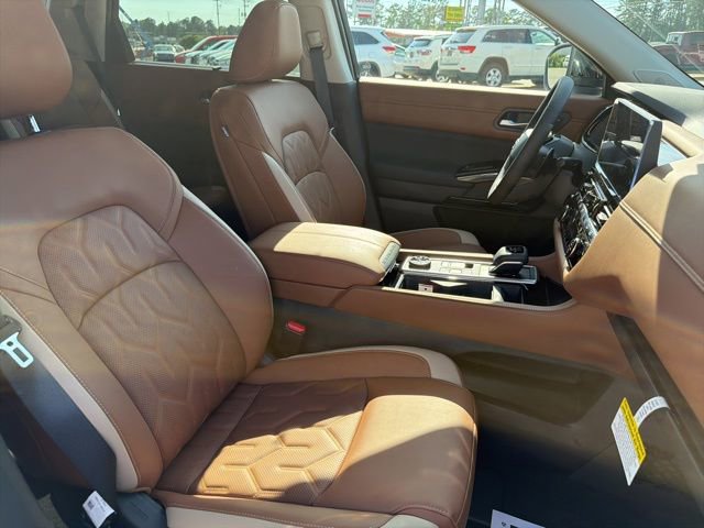 New 2026 Nissan Pathfinder Platinum AWD/4WD image 20
