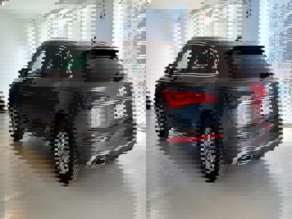 Certified 2023 Audi Q5 2.0T Premium w/ Convenience Package image 6