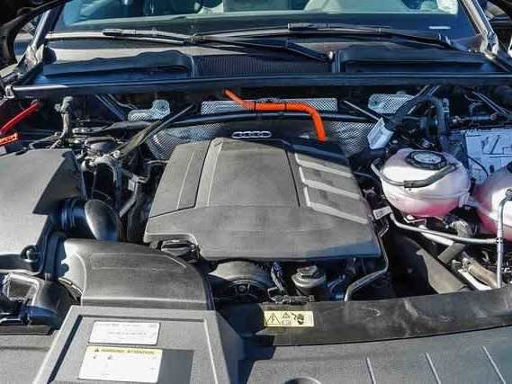 Used 2023 Audi Q5 e Premium Plus w/ Premium Plus Package image 31