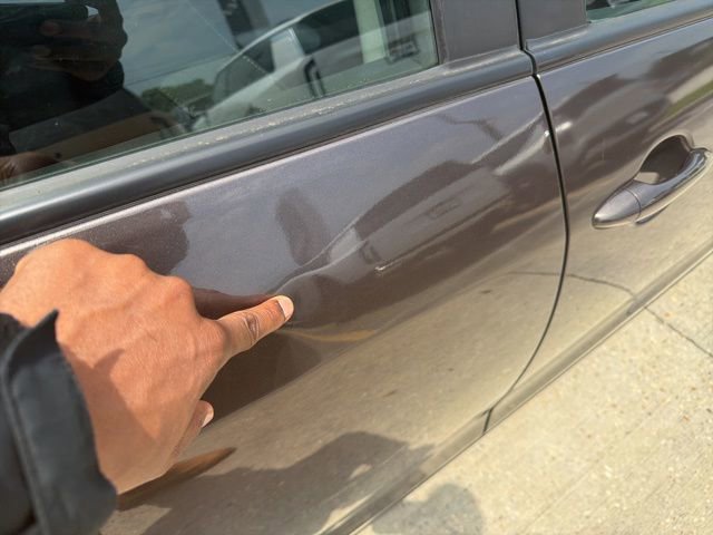 Used 2017 Kia Forte LX FWD image 41
