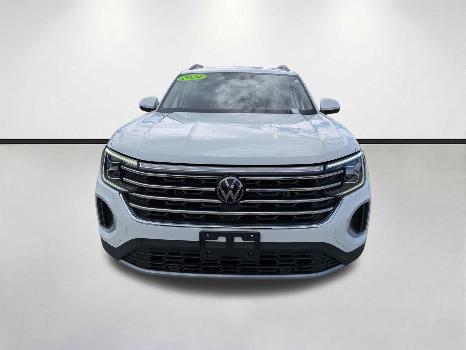 Used 2024 Volkswagen Atlas SE FWD image 9