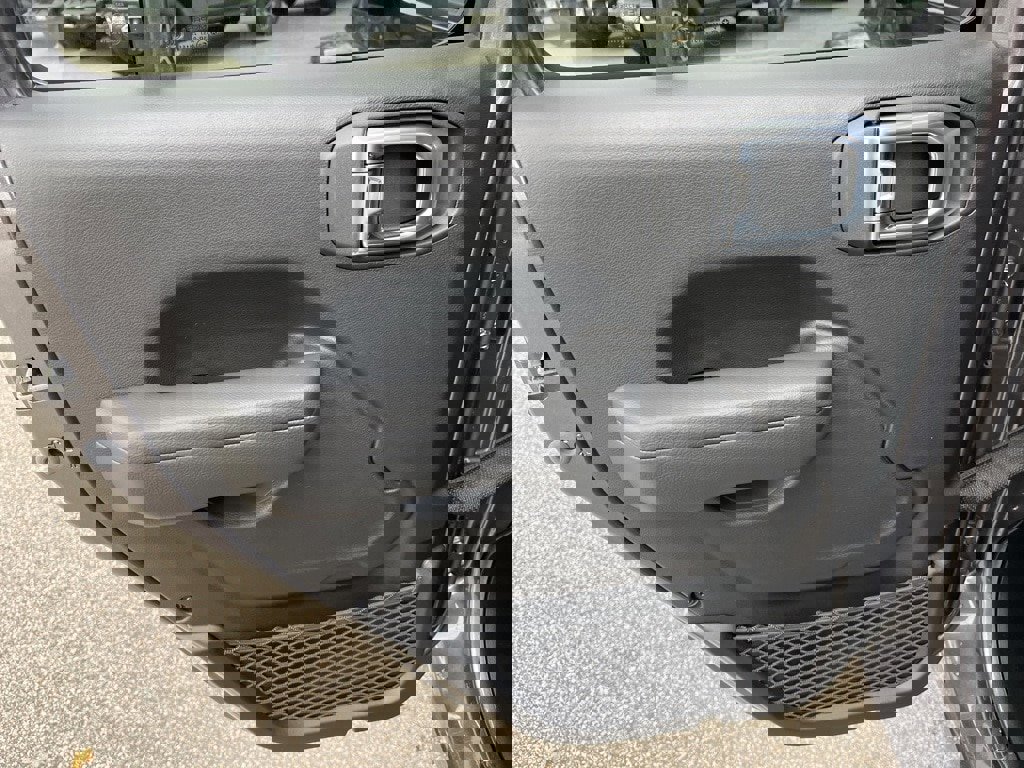 New 2026 Jeep Gladiator Sport image 15