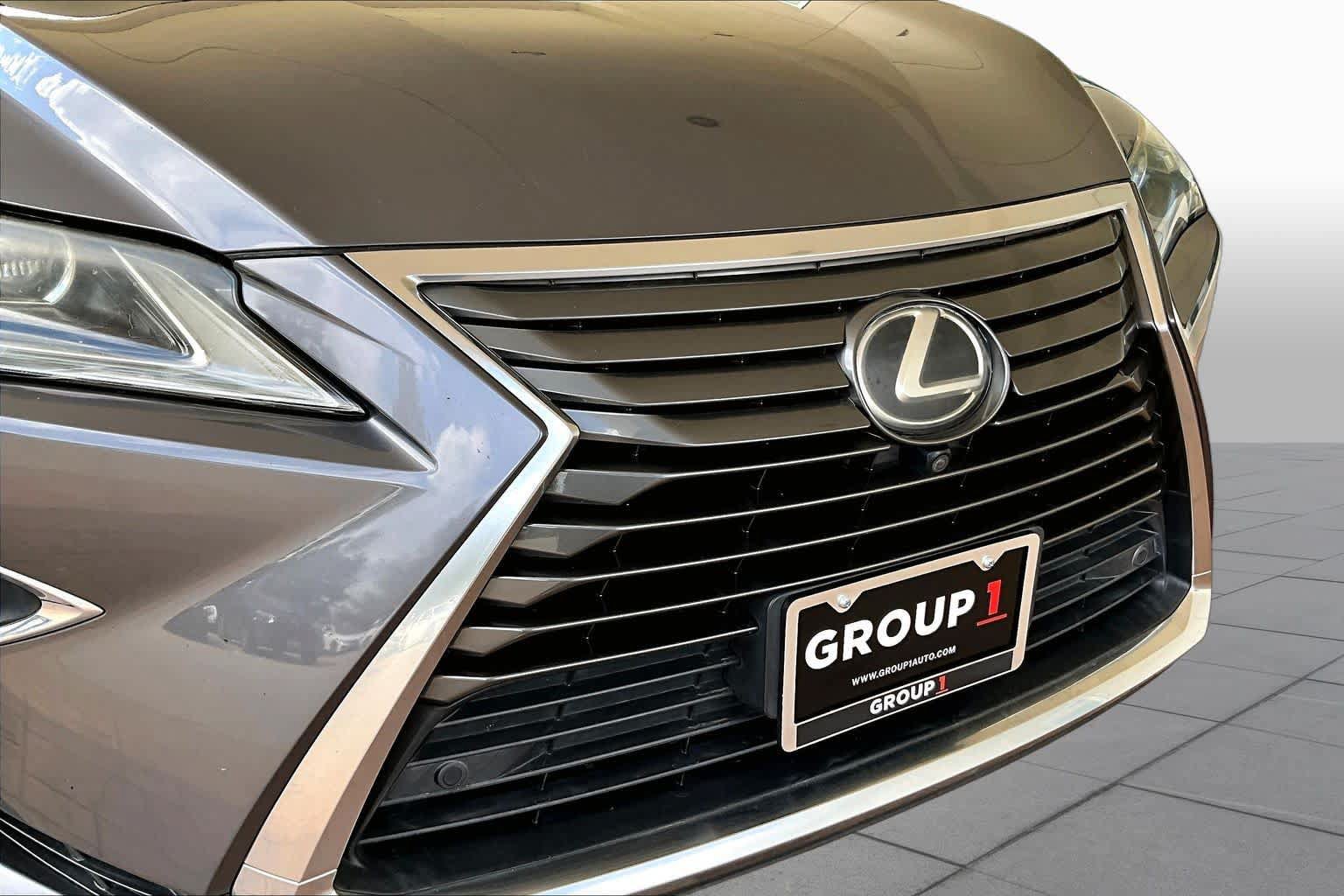 Used 2016 Lexus RX 350 FWD w/ Luxury Package image 27