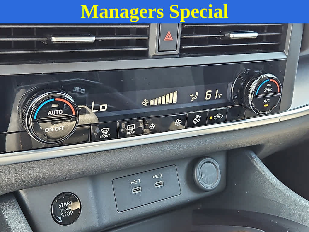 Used 2025 Nissan Rogue SV AWD/4WD image 14