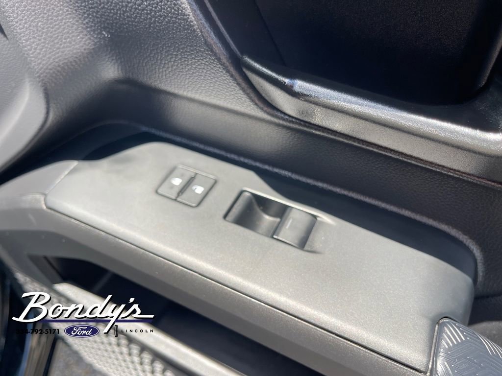Used 2024 Toyota Tacoma SR5 AWD/4WD image 19