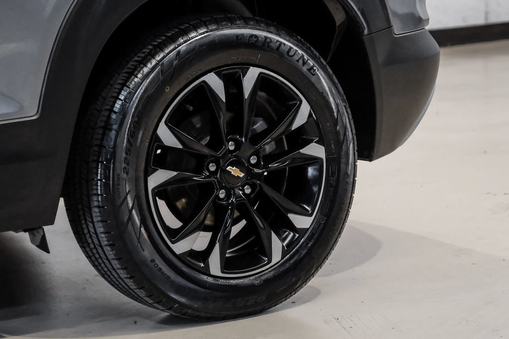 Used 2021 Chevrolet TrailBlazer LT w/ Sun and Liftgate Package FWD image 55