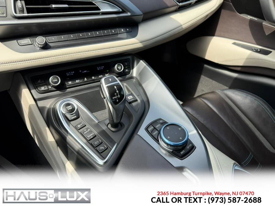 Used 2015 BMW i8 2dr Cpe image 29