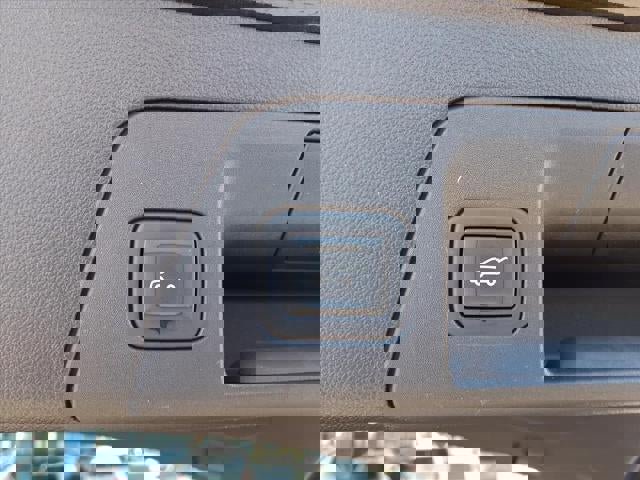 Used 2023 Buick Envision Essence w/ Sport Touring Package image 24