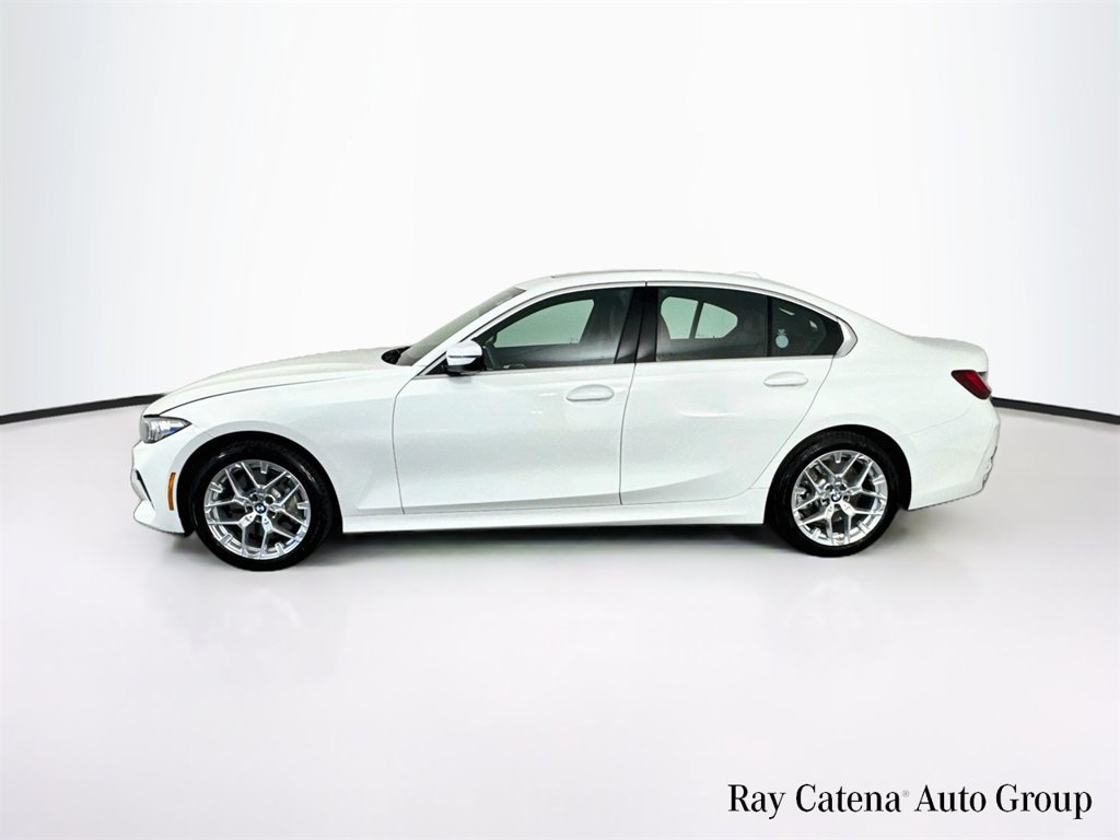 Used 2026 BMW 330i xDrive Sedan w/ Premium Package AWD/4WD image 4