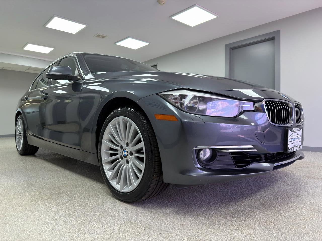 Used 2014 BMW 328i xDrive Sedan AWD/4WD image 4