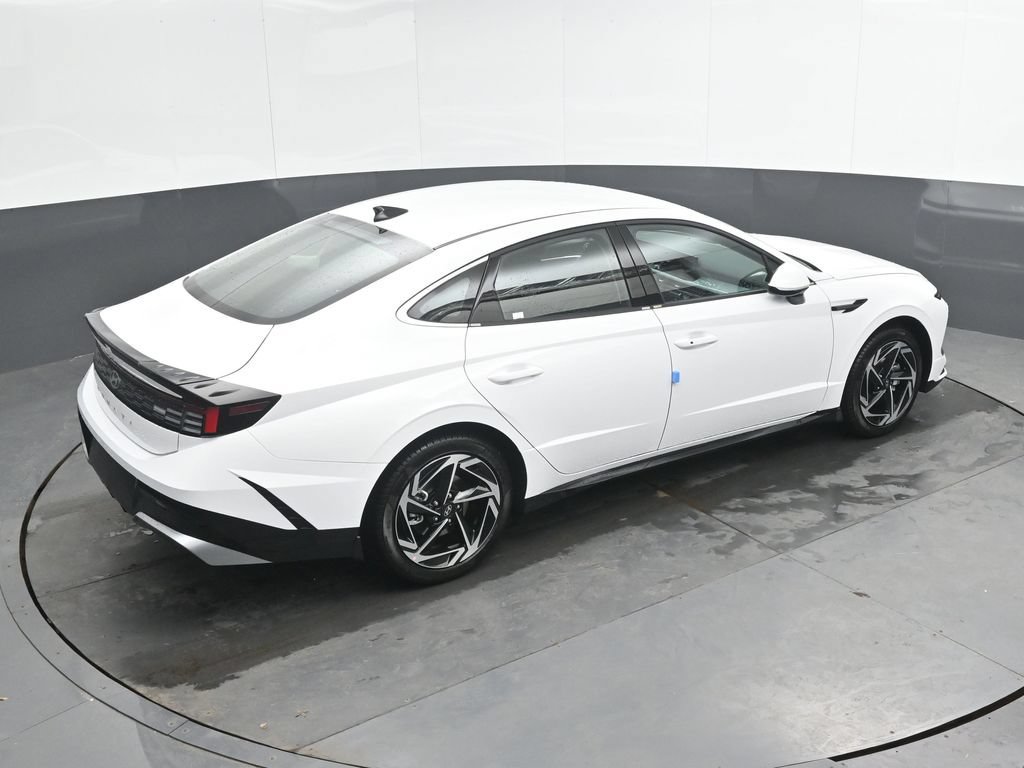 New 2026 Hyundai Sonata SEL FWD image 12