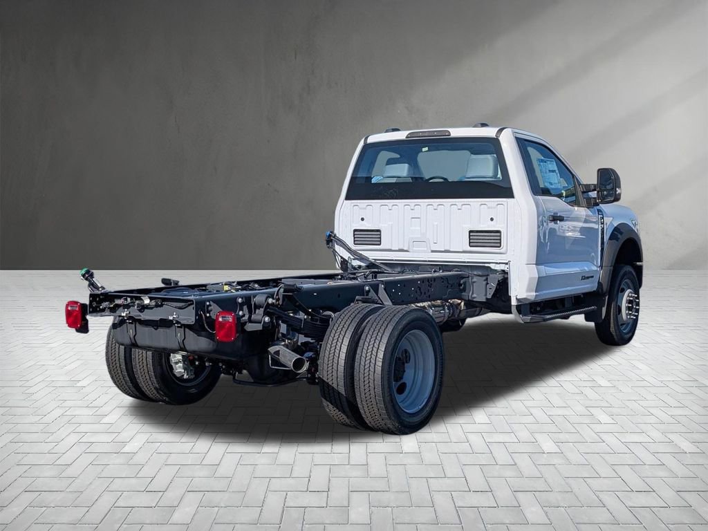 New 2026 Ford F550 4x4 Regular Cab Super Duty image 7