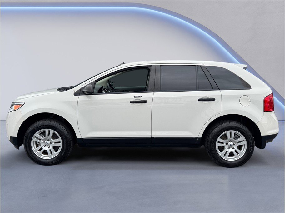 Used 2013 Ford Edge SE FWD image 3