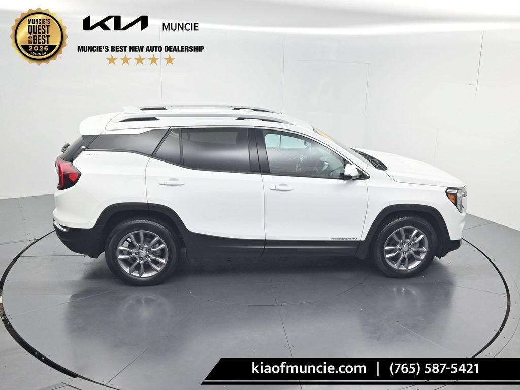 Used 2024 GMC Terrain SLT w/ Infotainment Package II FWD image 55