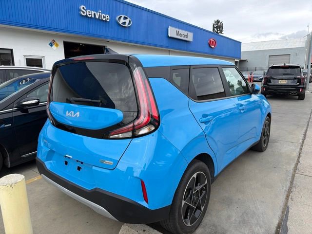 Used 2024 Kia Soul EX FWD image 5
