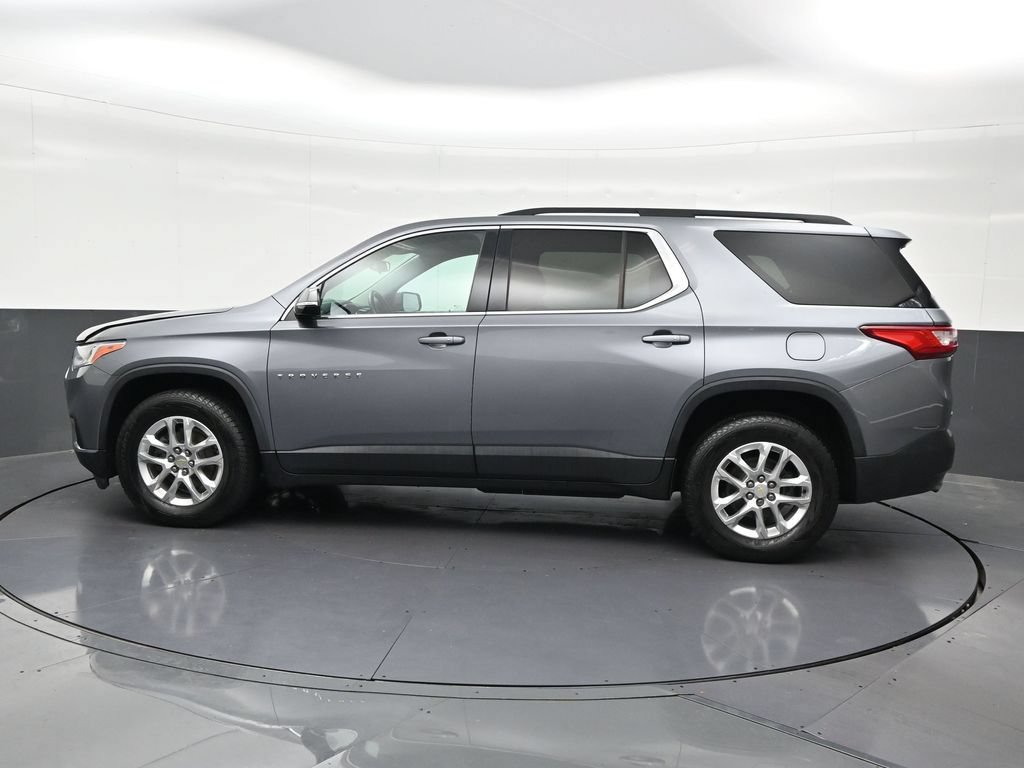 Used 2020 Chevrolet Traverse LT FWD image 2