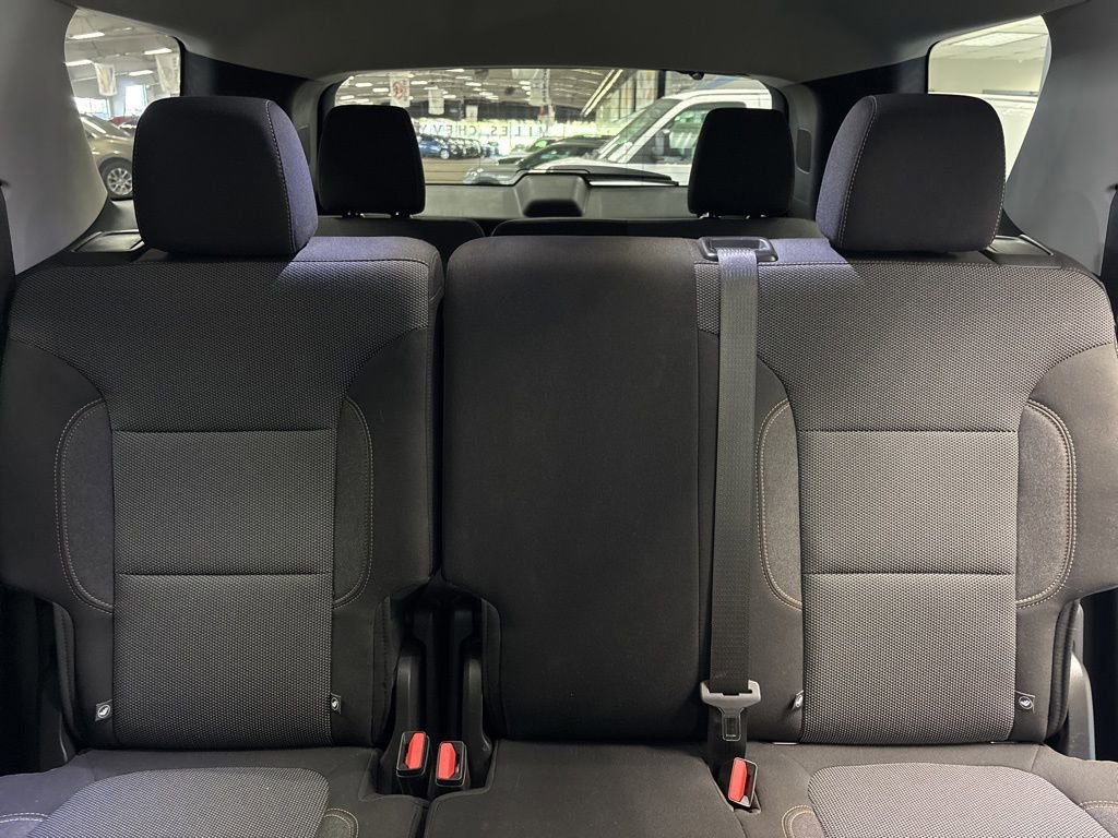 Used 2021 Chevrolet Traverse LS image 21