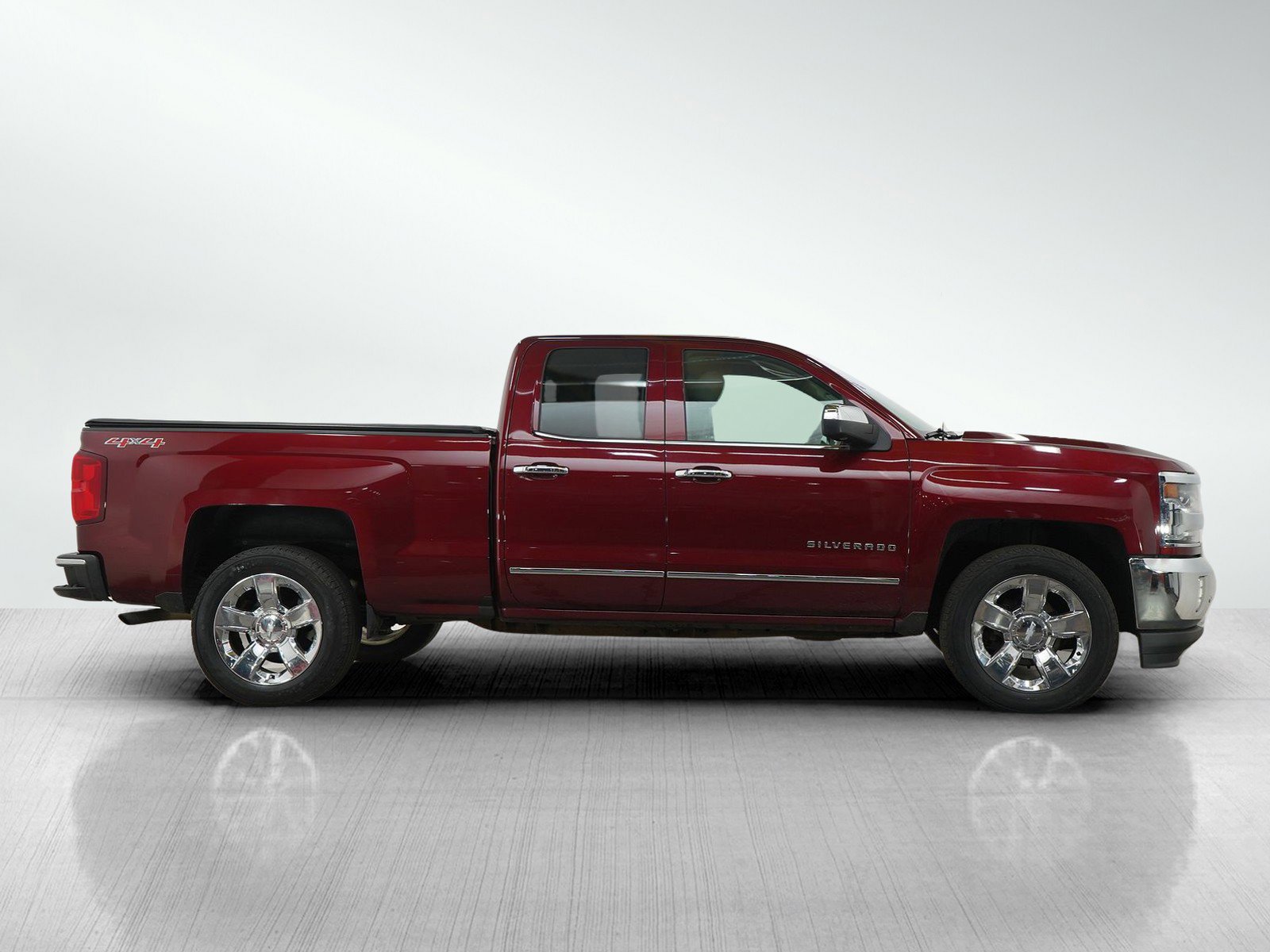 Used 2016 Chevrolet Silverado 1500 LTZ w/ Sport Package AWD/4WD image 6