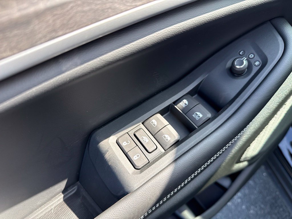 New 2027 Jeep Grand Cherokee L Limited AWD/4WD image 30