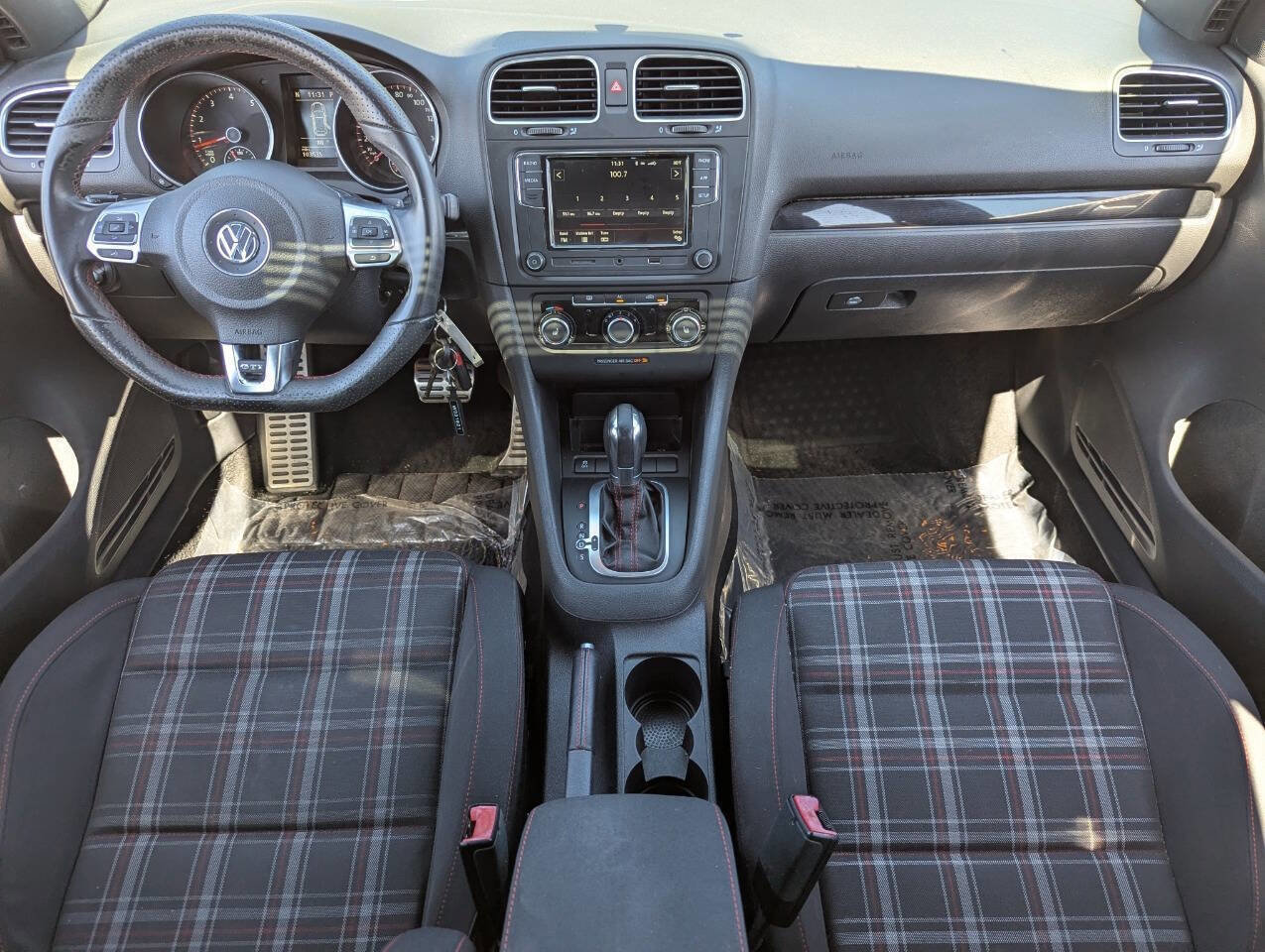 Used 2012 Volkswagen GTI 4-Door image 15