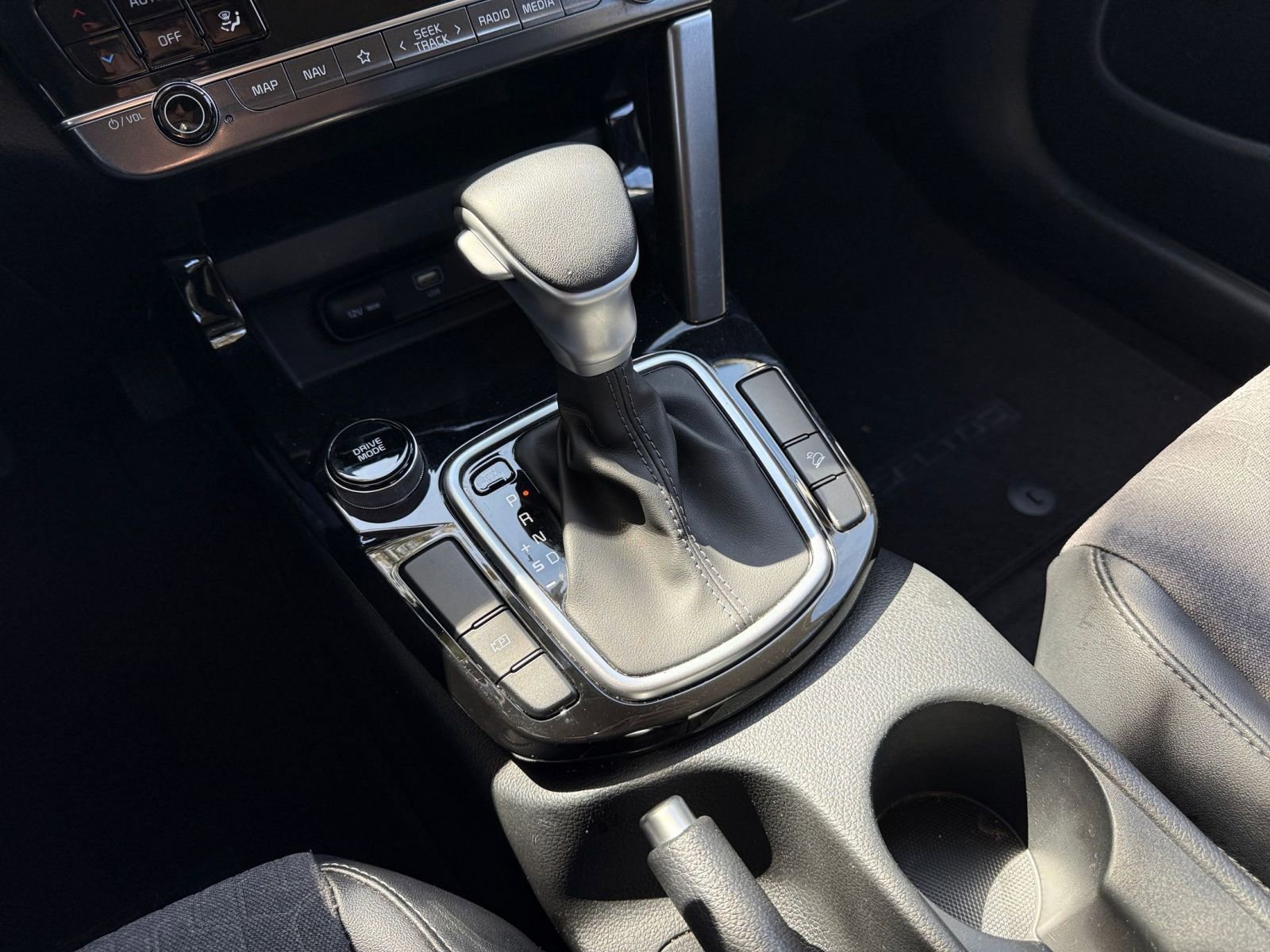 Used 2025 Kia Seltos S image 43