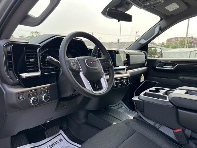 New 2026 GMC Sierra 1500 SLE image 13