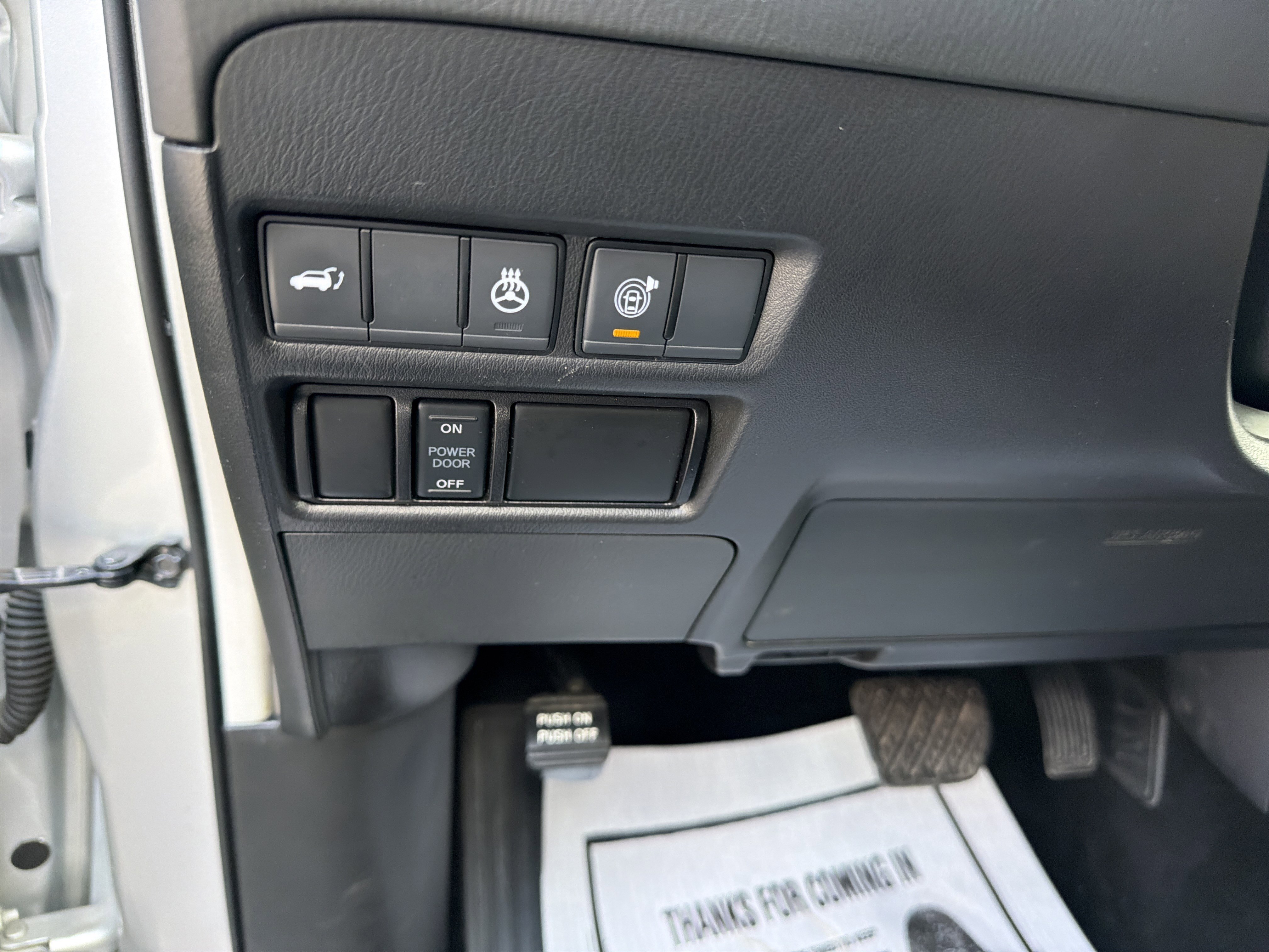 Used 2024 Nissan Armada SL w/ Captain's Chairs Package AWD/4WD image 18
