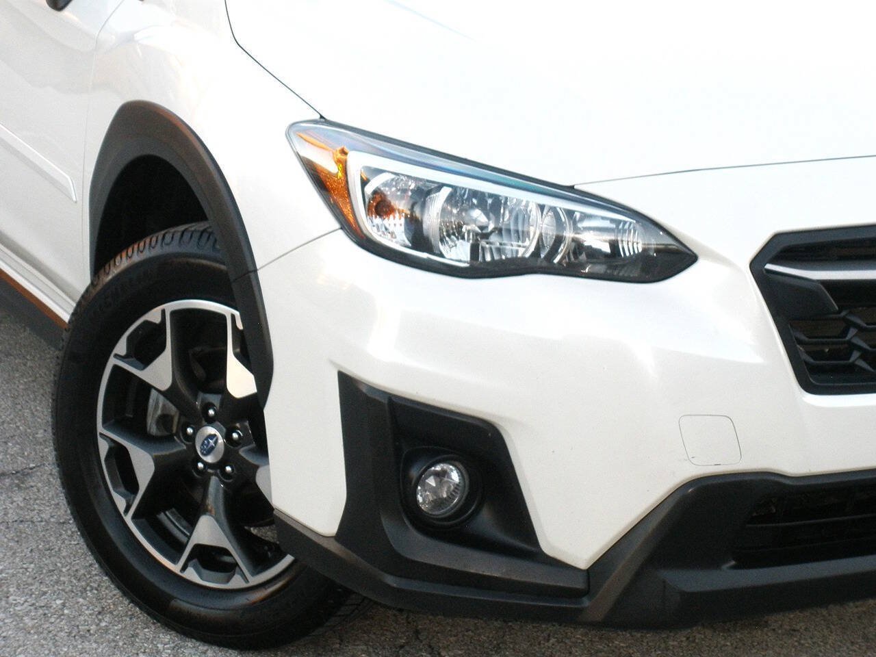 Used 2018 Subaru Crosstrek 2.0i Premium AWD/4WD image 3
