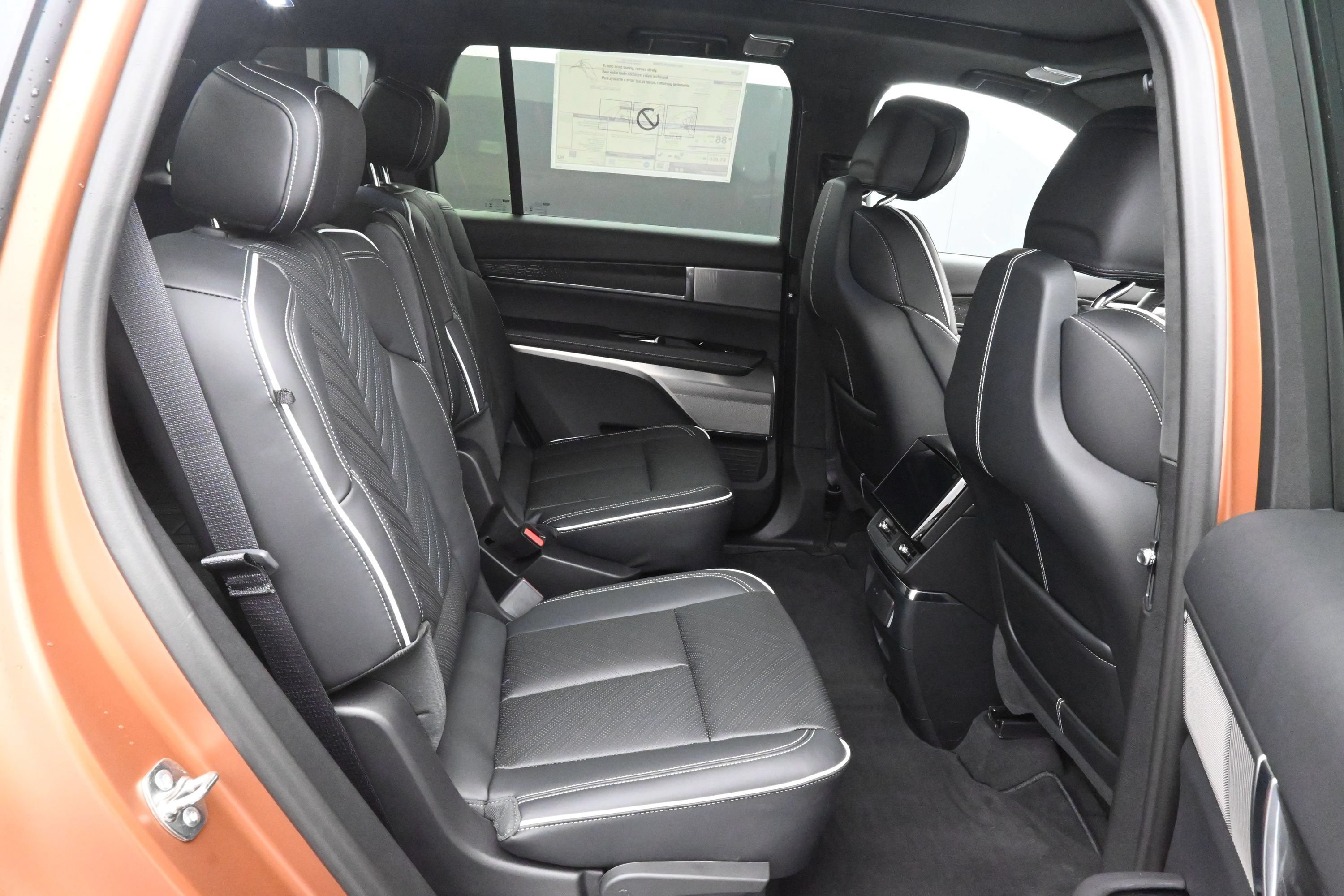 New 2027 Cadillac Vistiq Sport AWD/4WD image 12