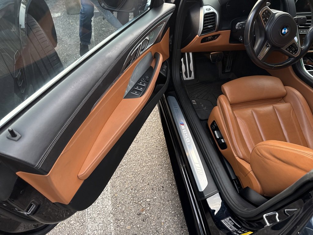 Used 2022 BMW M850i xDrive Convertible image 19