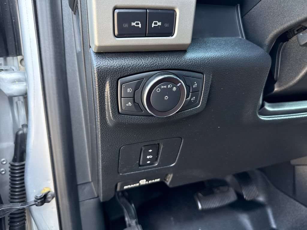 Used 2019 Ford F250 Lariat w/ Lariat Value Package AWD/4WD image 14