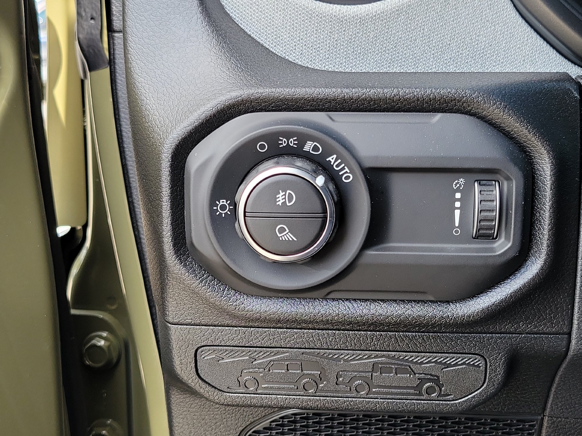 New 2026 Jeep Gladiator Sport AWD/4WD image 6